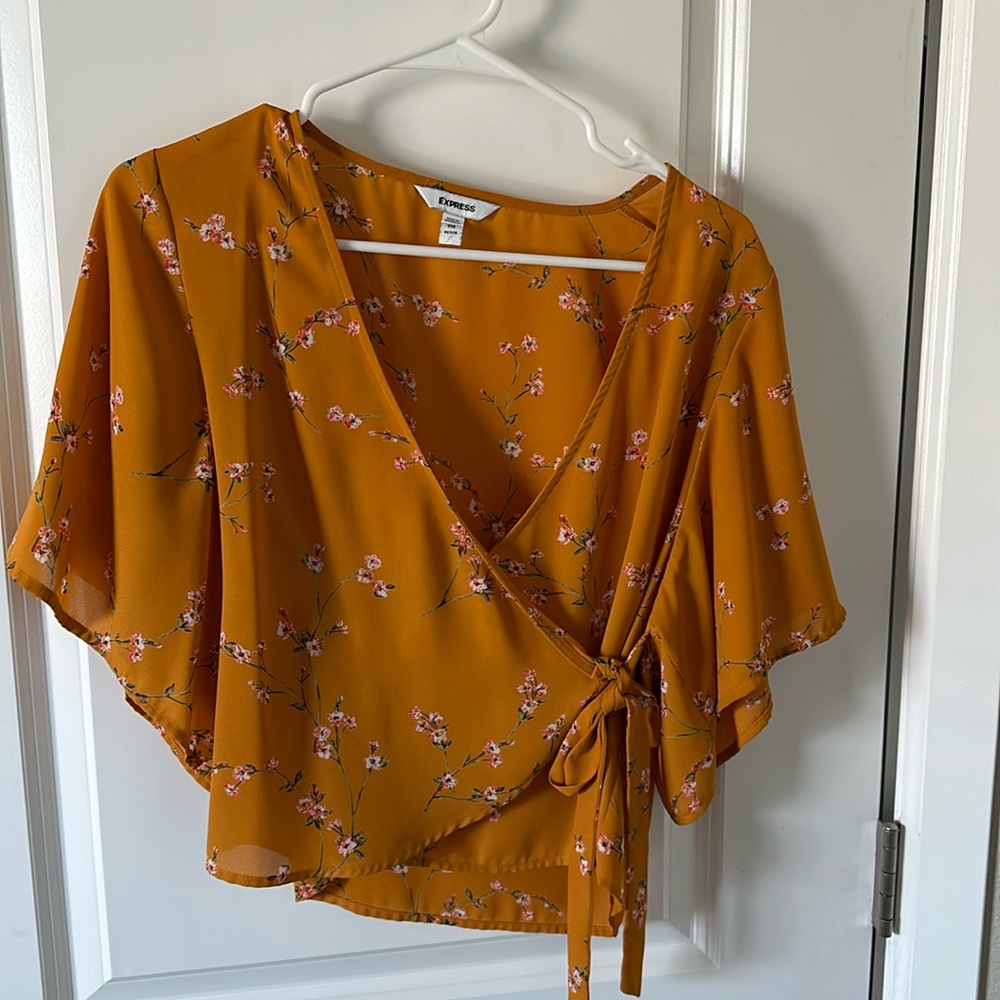 Express Cherry Blossom Floral Kimono Sleeve Wrap Blouse - Picture 4 of 7